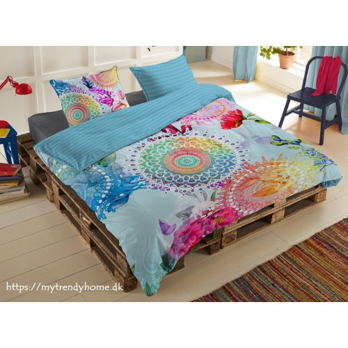 Flonel sengesæt Aurora Blue med blomster og mandala fra MyTrendyHome