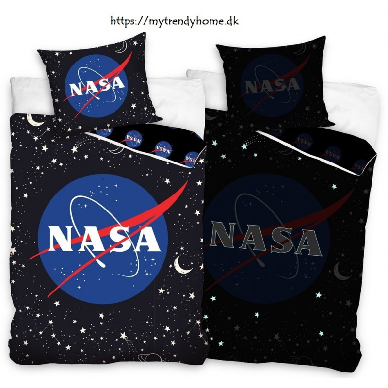 Selvlysende sengetøj NASA med Nasa logo på fra MytrendyHome.dk
