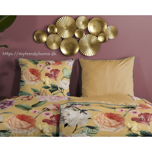 Bomuldssatin sengetøj Fiori Ocher med roser blomster - MyTrendyHome.dk