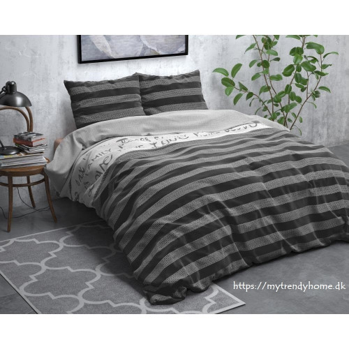 Flonel sengesæt Nina Grey med geometrisk mønster fra MyTrendyHome.dk